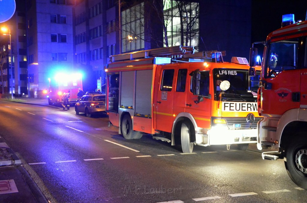 Feuer 2 Y Koeln Klettenberg Luxemburgerstr P22.JPG - Miklos Laubert